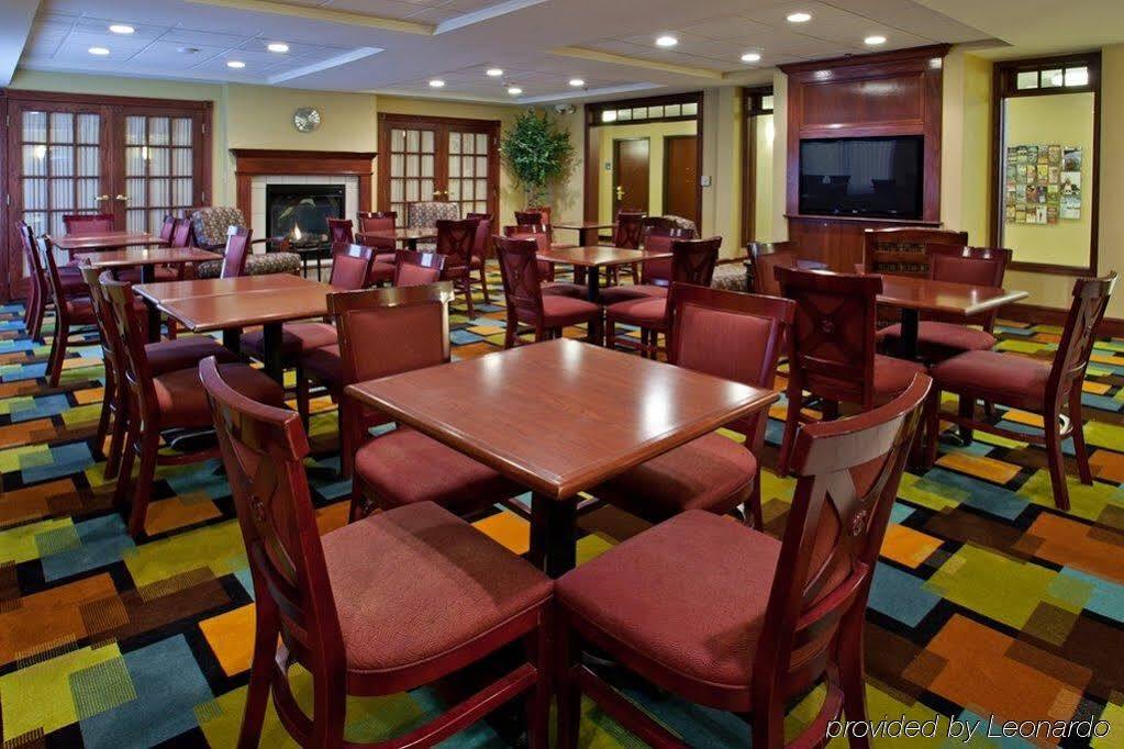 Holiday Inn Express & Suites Wadsworth By Ihg Exterior foto